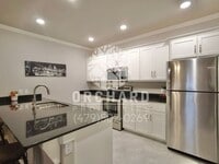 Building Photo - 1/1 Flat | Endura Park- Apartments in Siloam Springs!