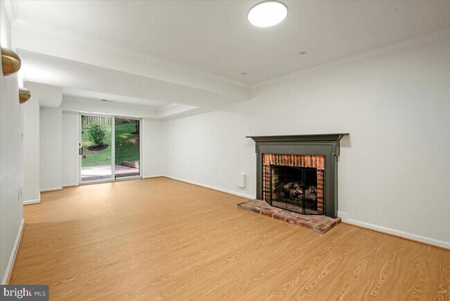 Building Photo - 1710 Chesterford Way