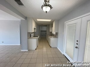 Building Photo - 5938 Hidden Glade