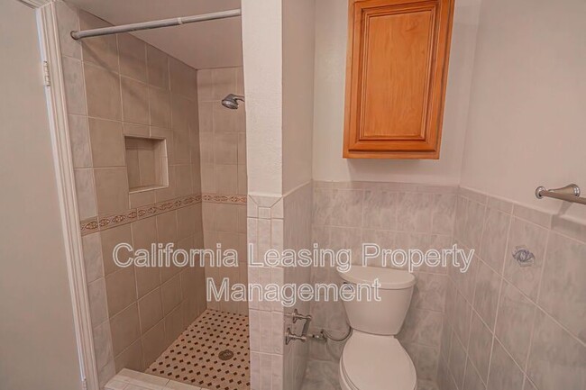 Building Photo - 18215 Flynn Dr