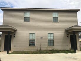 Building Photo - 935 Tallow Rd