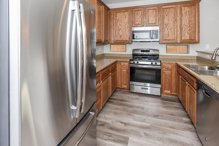 Building Photo - 613 Ryan Peak Ln