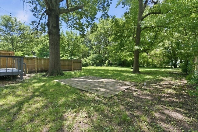 Building Photo - Updated 4-bedroom, 2-bath home in the Rountree neighborhood