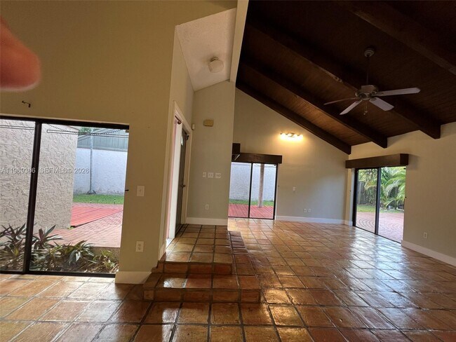 Building Photo - 7512 SW 95th Pl