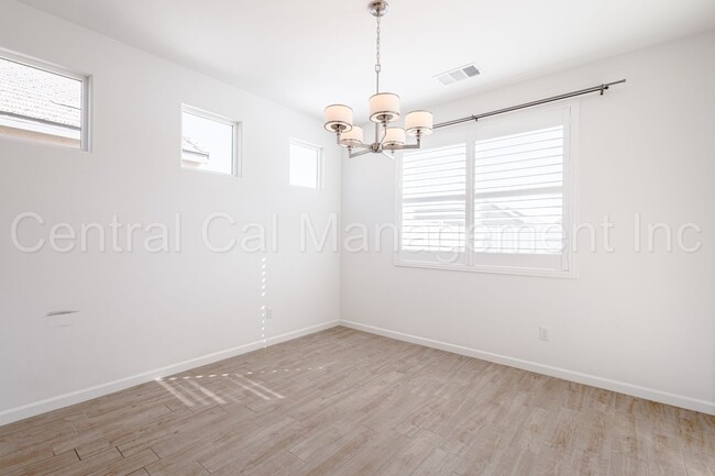 Building Photo - 4 Bedroom/2 Bath Home with Paid Solar - $2...