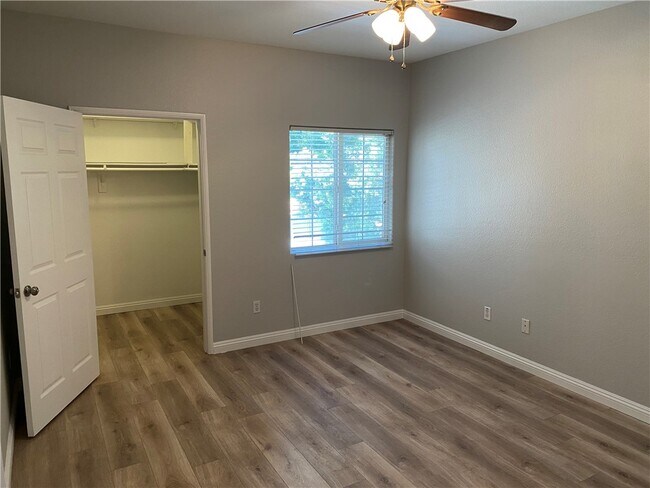 Building Photo - 41410 Juniper St