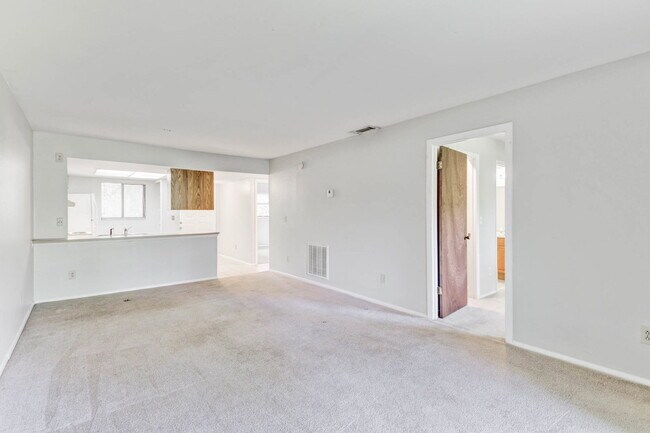 Building Photo - 2955 Dove Haven Ct