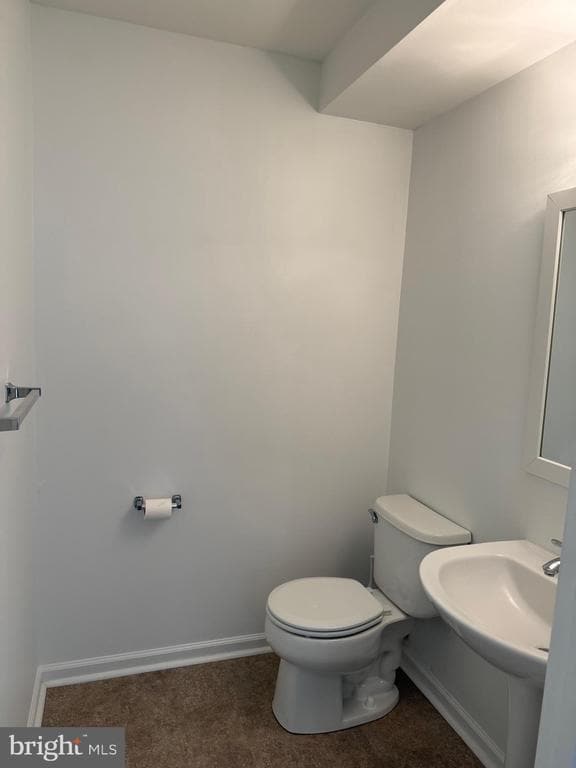 Building Photo - 3 Coachlight Dr