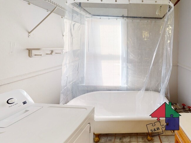 Building Photo - 6 Bolster Rd