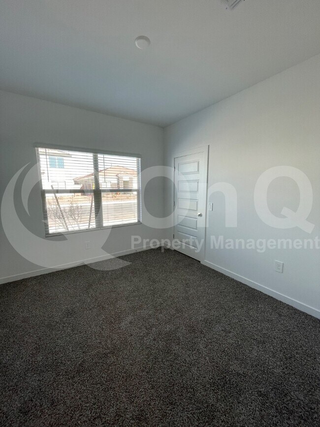 Building Photo - 12431 W Mieko Ln