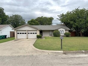 Building Photo - 1706 Wisteria St