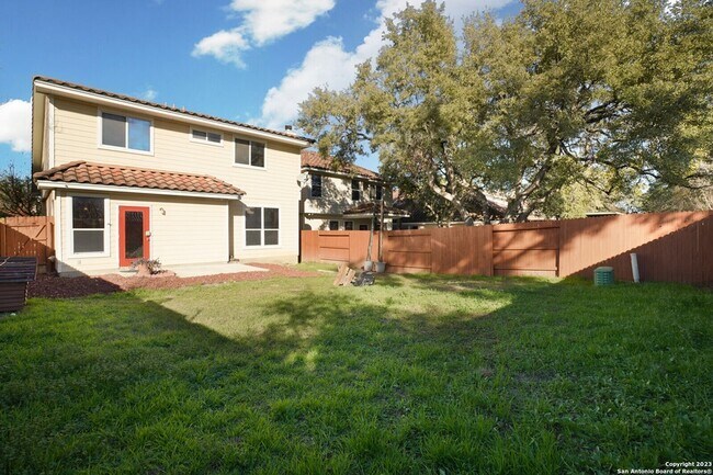 Building Photo - 1354 Crown Brook