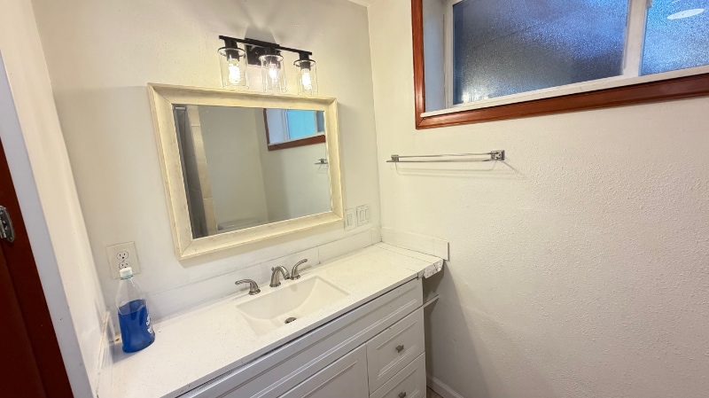 Building Photo - 17543 7th Ave NE