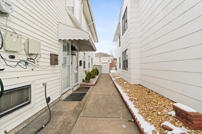 Building Photo - 36 Crossgate Rd