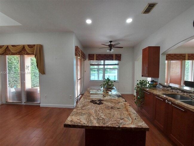 Building Photo - 5350 SW 130th Terrace