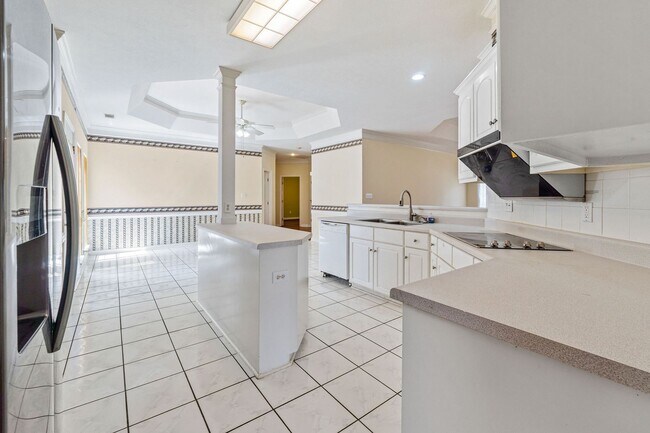 Building Photo - 790 Prairie Ln