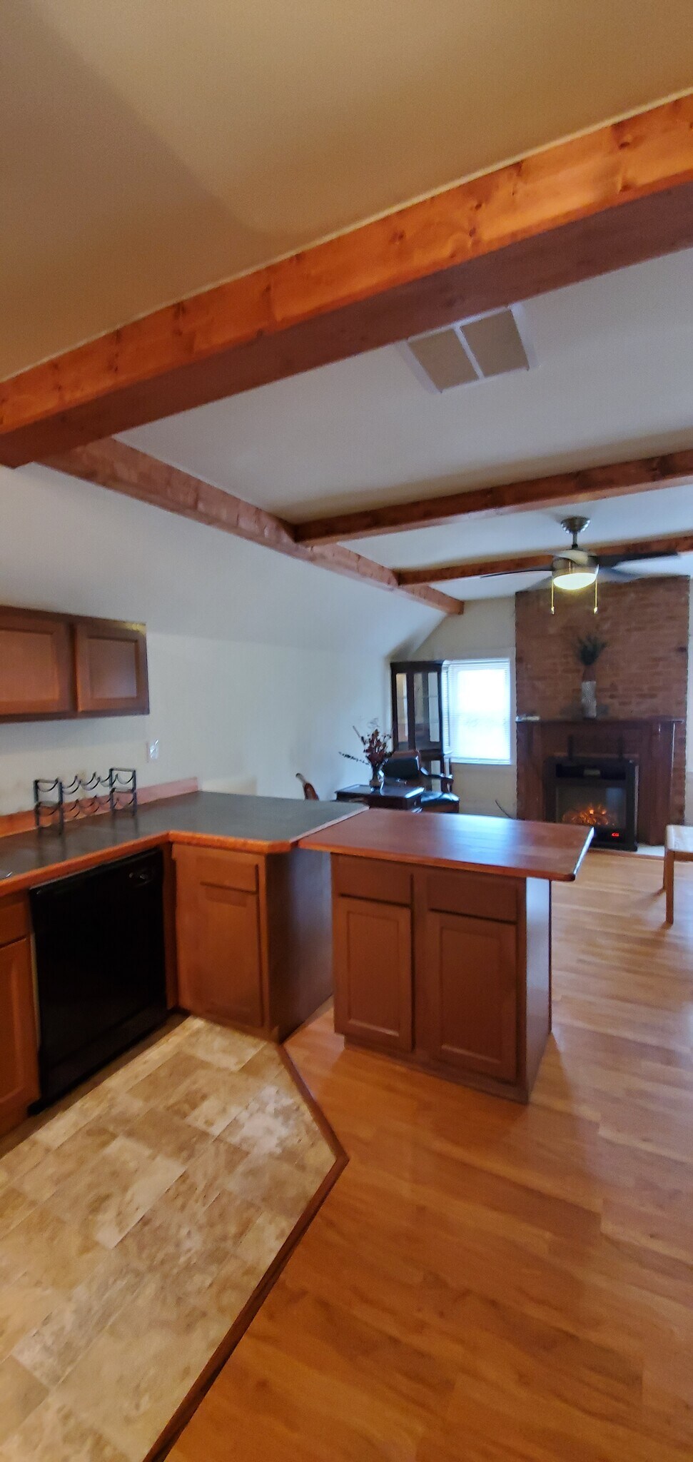Building Photo - 5518 Stanton Ave
