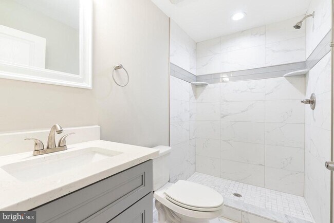 Building Photo - 1752 N 27th St