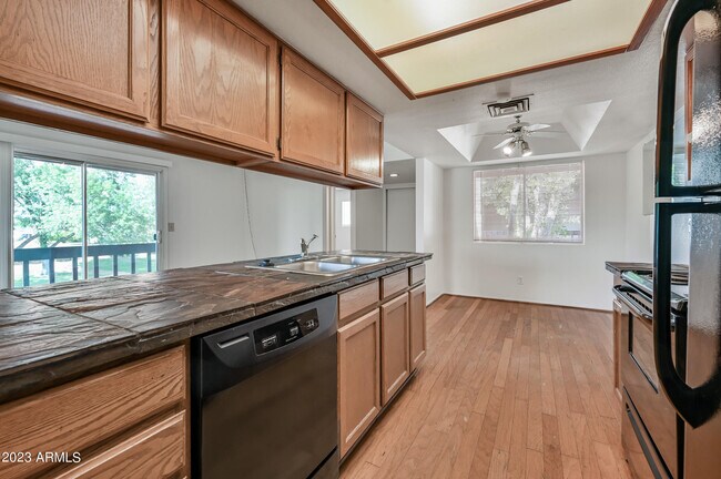 Building Photo - 520 N Stapley Dr