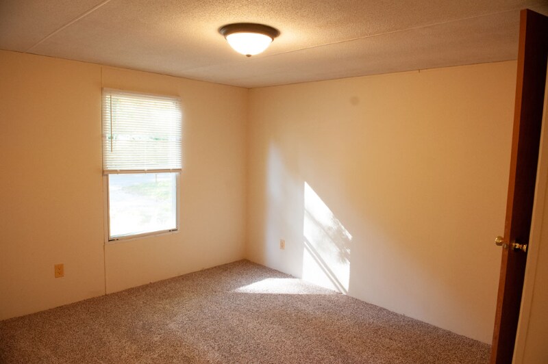 Building Photo - 6013 Briarwood Dr