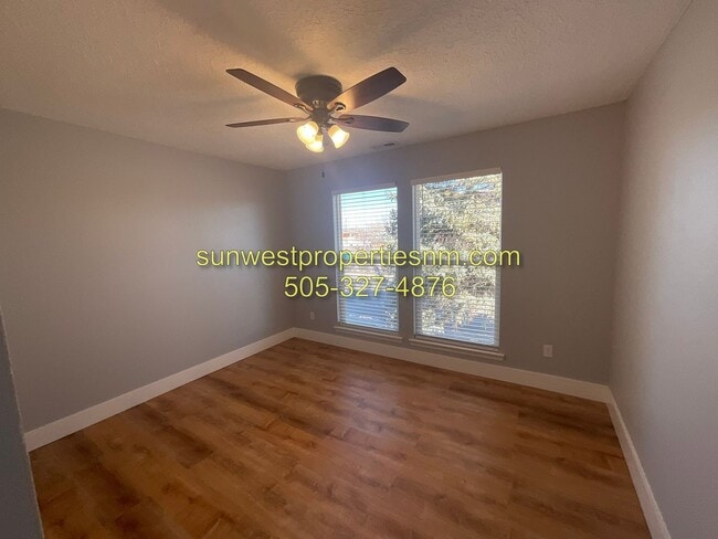 Building Photo - 1151 E Navajo St