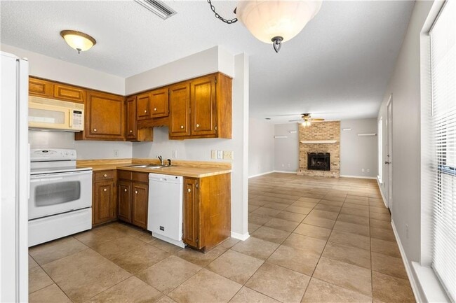 Building Photo - 5928 Windham Ct