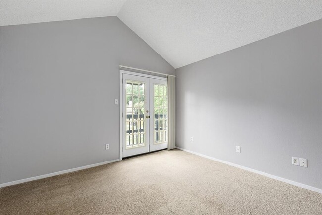 Building Photo - 1800 Cinnamon Path