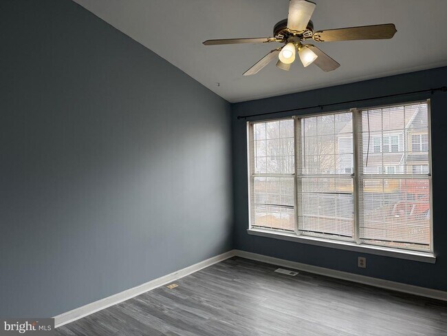 Building Photo - 30 Woodhollow Ct