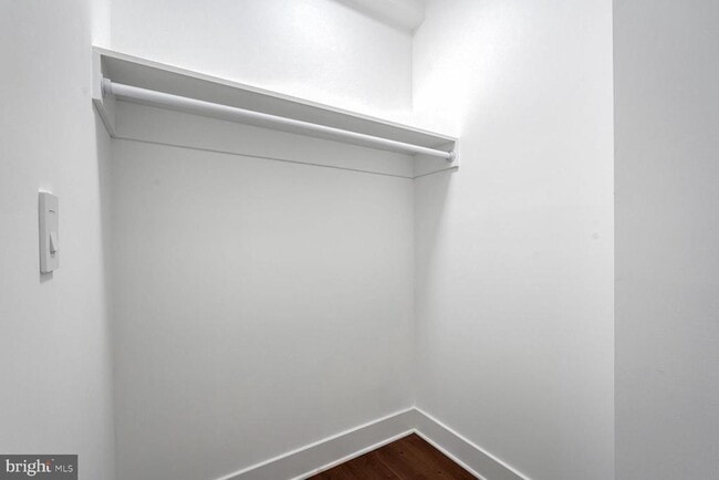 Building Photo - 4917 Erie St