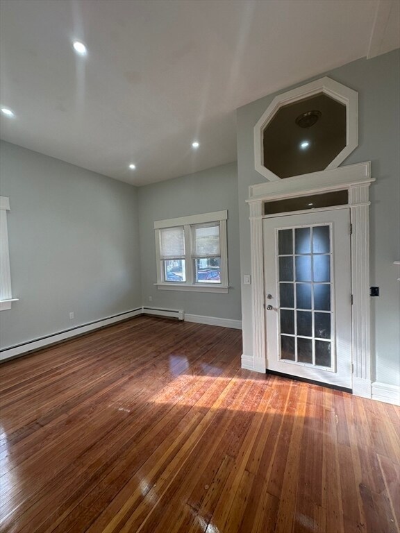Building Photo - 54 Hebron Ave