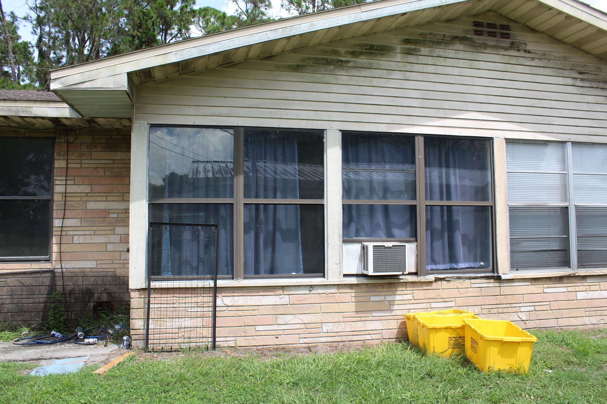 Building Photo - 709 Mosley Rd
