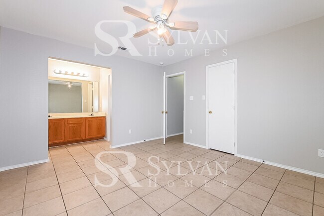 Building Photo - Coming HOME never felt so good!