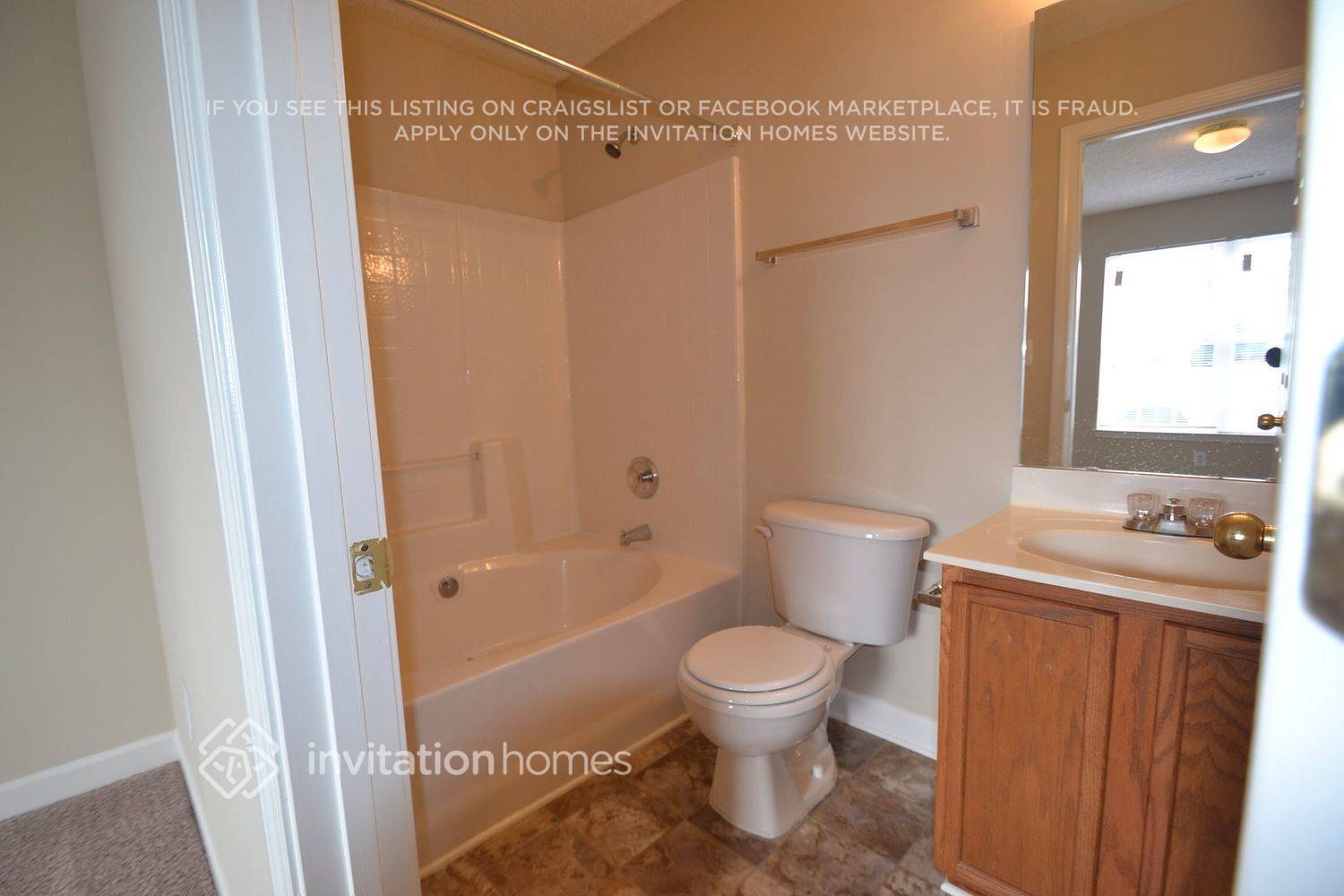 Building Photo - 847 Anchor Way NE