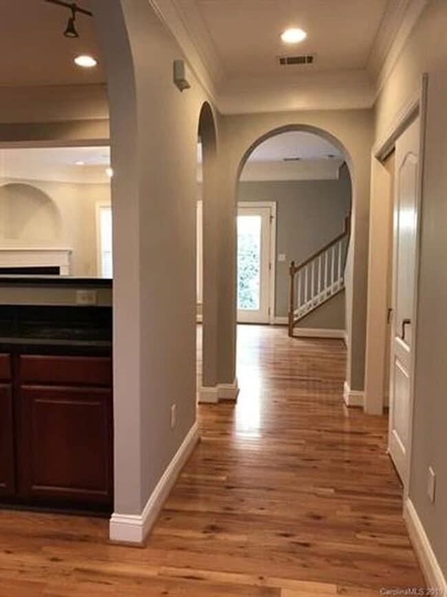 Building Photo - Now Renting charming  2 bedroom 2.5 bath town home In South Charlotte!