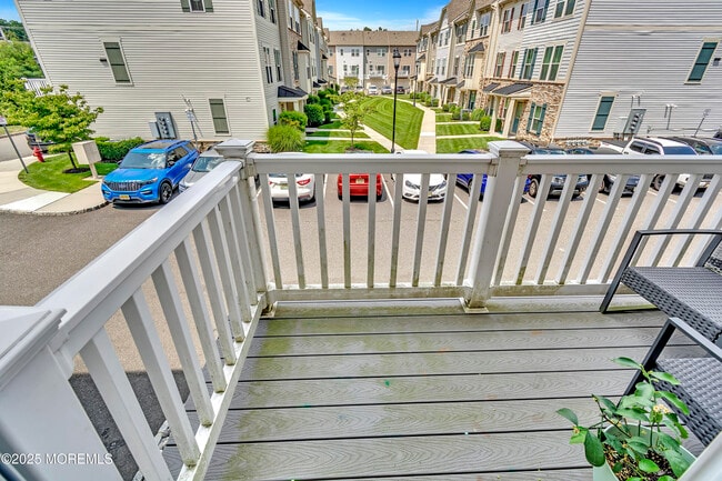 Building Photo - 605 Bayside Ct