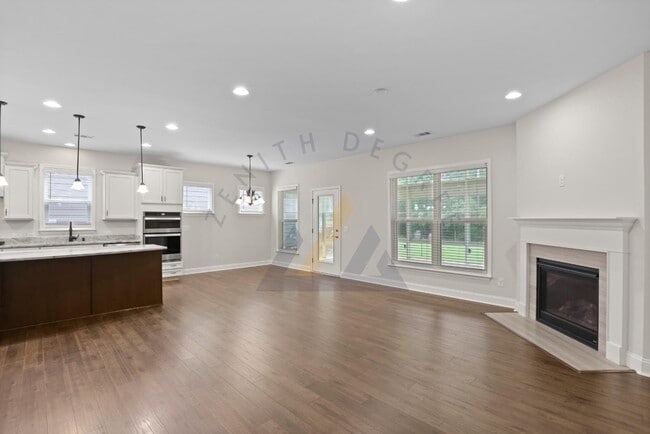 Building Photo - 1251 Northlake Blvd