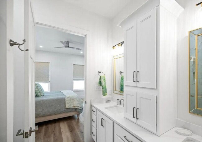 Building Photo - 23011 Perdido Beach Blvd