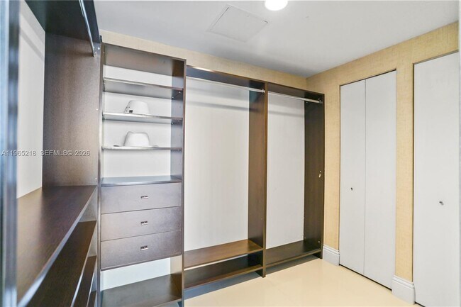 Building Photo - 2950 NE 188th St