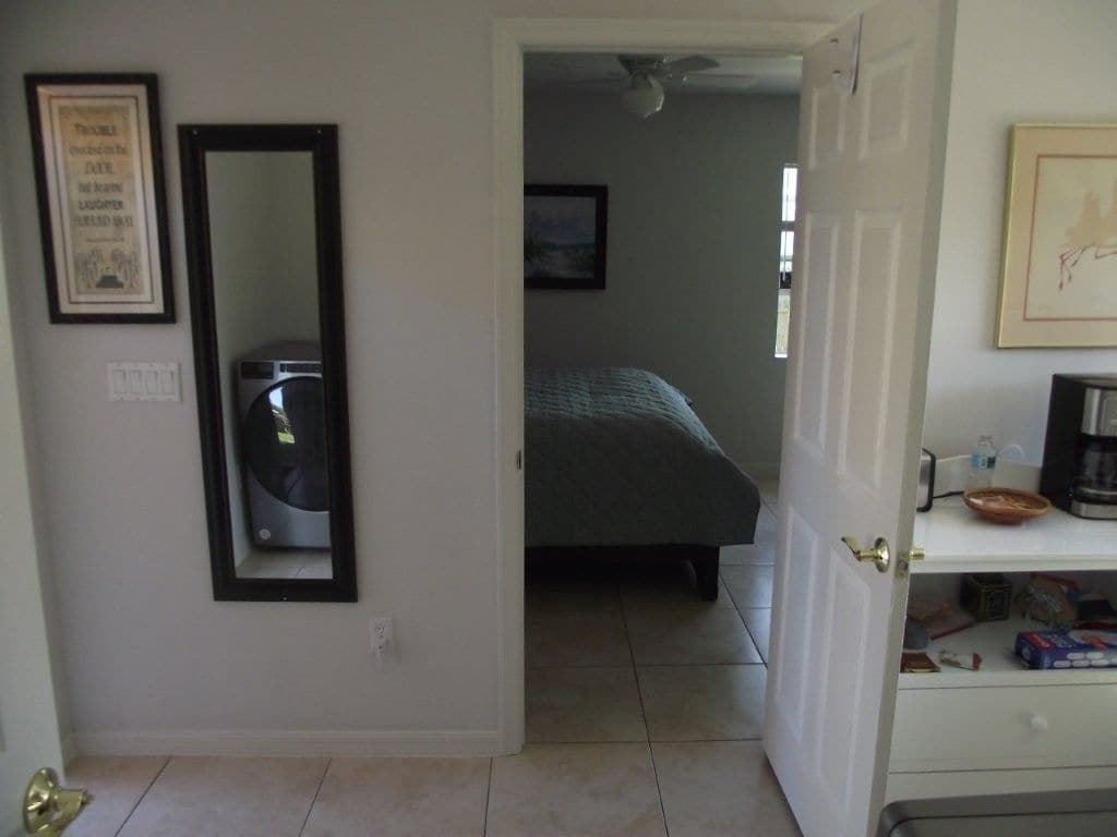 Building Photo - 317 NW Bayshore Blvd