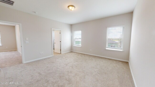 Building Photo - 45 Newton Ln