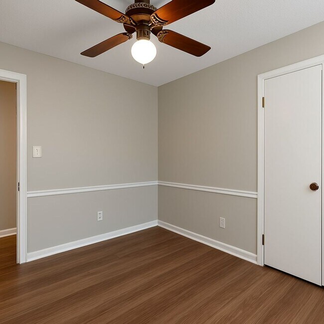 Building Photo - 1806 Heatherton Dr