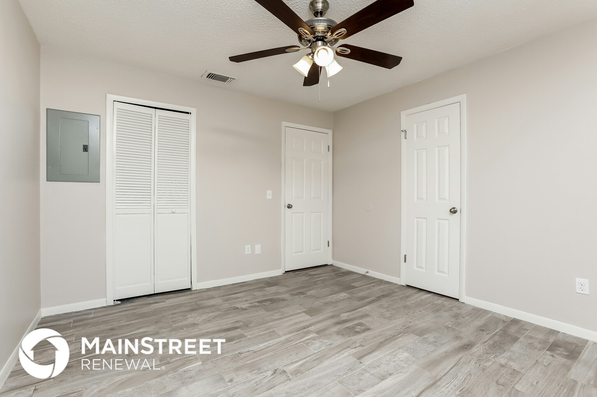 Building Photo - 1036 Aaron Dr