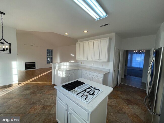 Building Photo - 25869 Flintonbridge Dr