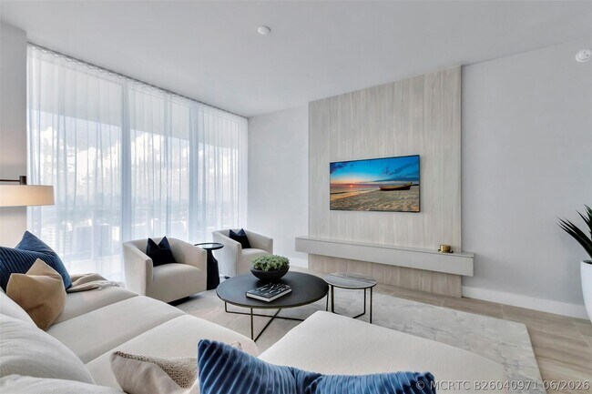 Building Photo - 525 N Fort Lauderdale Beach Blvd