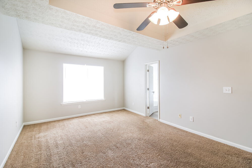 Building Photo - 650 Compton Ln