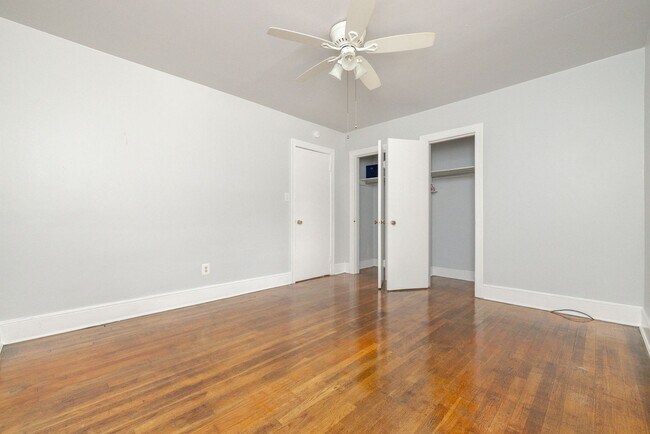 Building Photo - 103/105 Indiana Ln