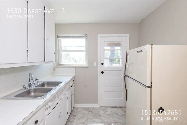 Building Photo - 1630 Darst Ave