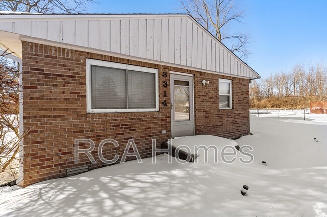 Building Photo - 3314 Vincz Dr