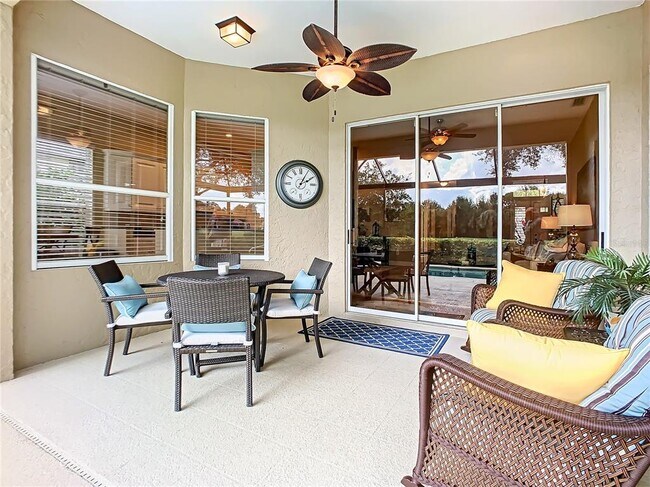 Building Photo - 539 Fallbrook Dr