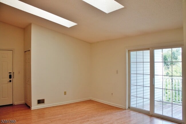 Building Photo - 816 Breckenridge Dr